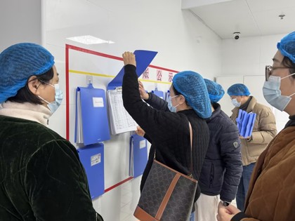 守護校園食品安全，共築安全防線——師範部與附屬教育幼兒園開展食堂互查工作